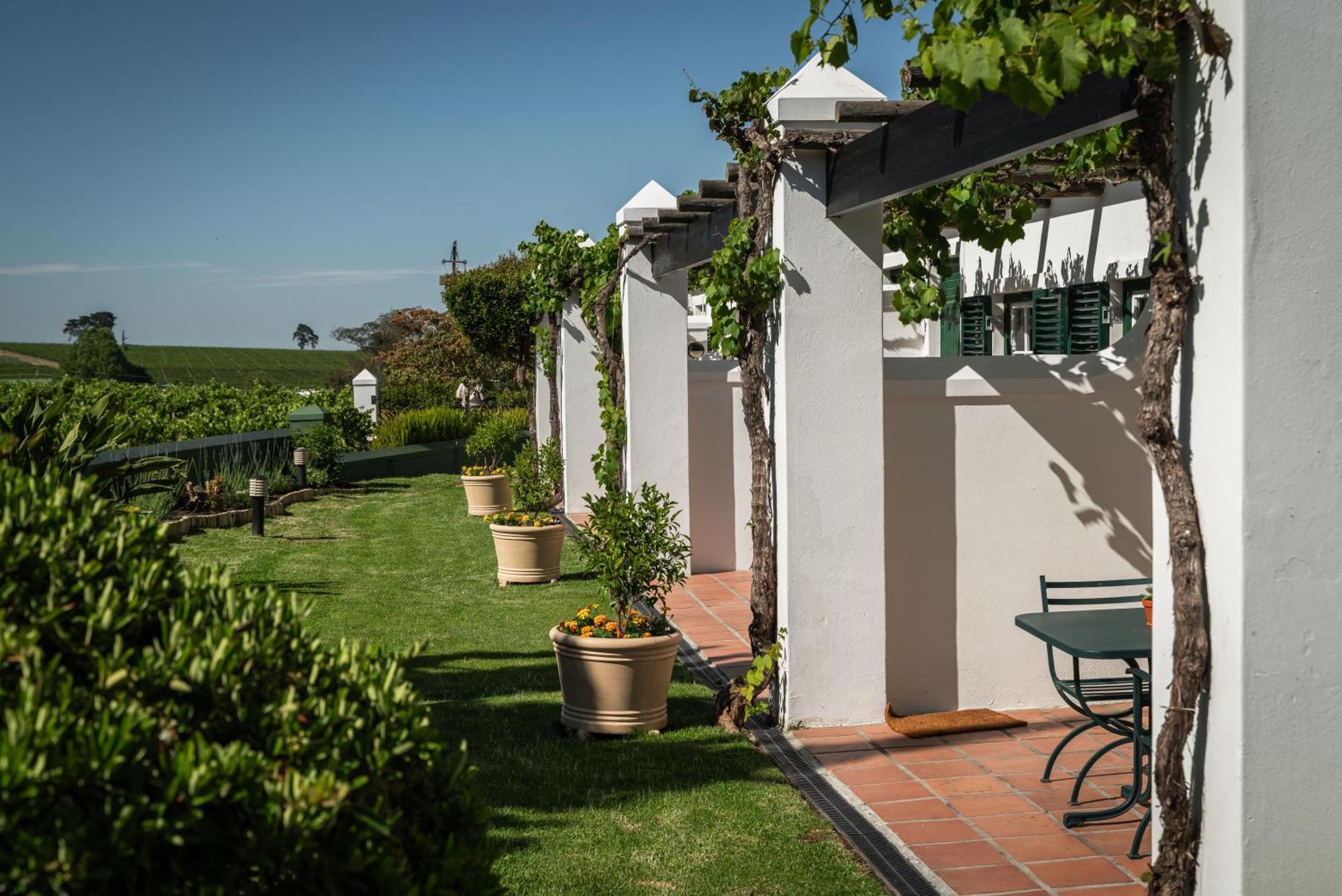 Eikendal Lodge Stellenbosch Exterior foto