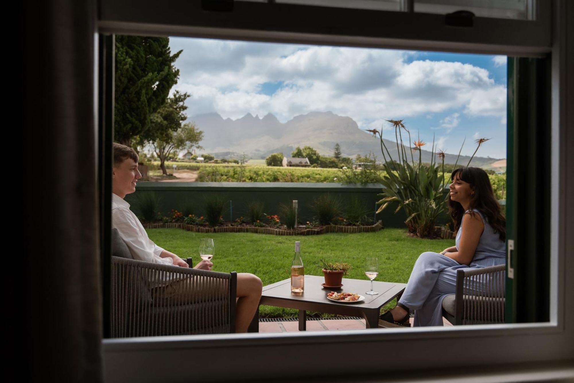 Eikendal Lodge Stellenbosch Exterior foto